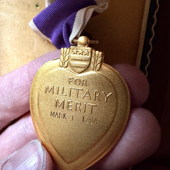 Purple Heart Military Badge - Picture 6 of 8